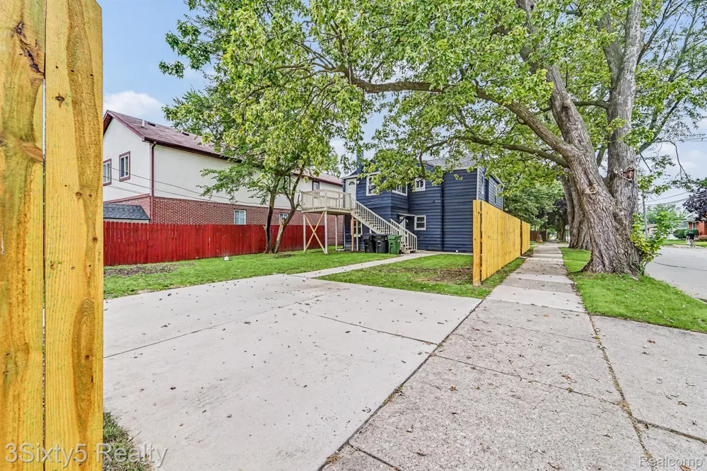 17128 Cicotte Avenue #A Allen Park City, MI 48101
