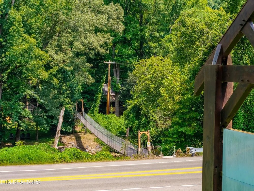 6860 E Lamar Alex Pkwy Townsend, TN 37882