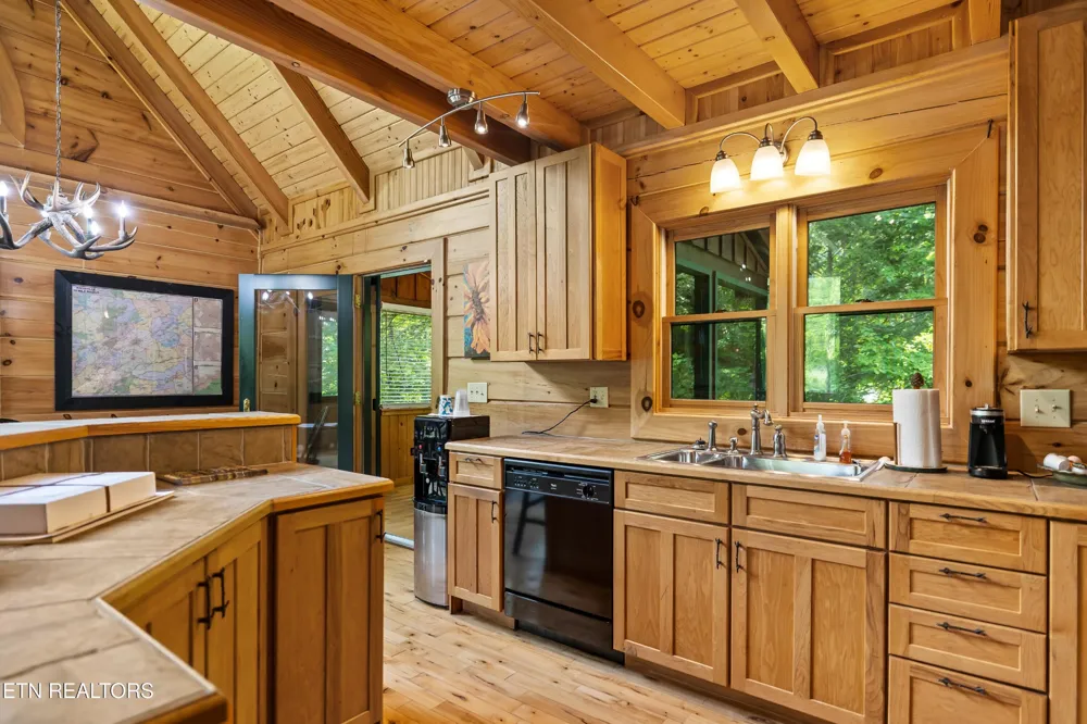 6860 E Lamar Alex Pkwy Townsend, TN 37882