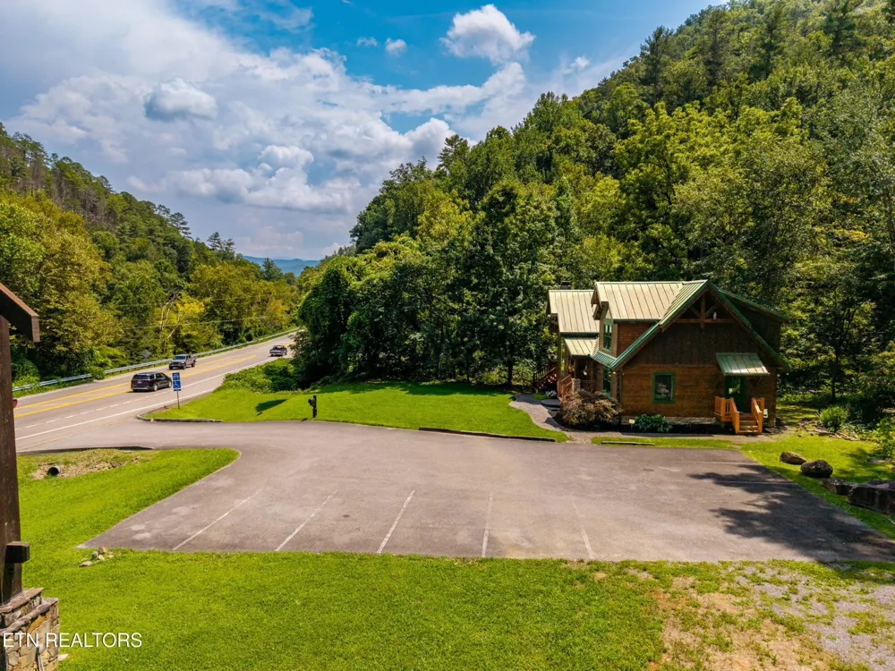 6860 E Lamar Alex Pkwy Townsend, TN 37882