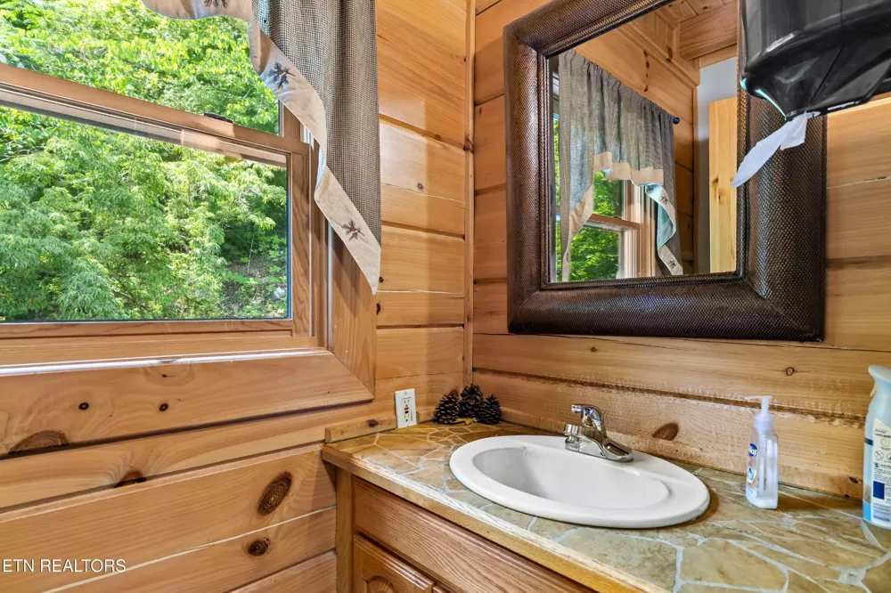 6860 E Lamar Alex Pkwy Townsend, TN 37882