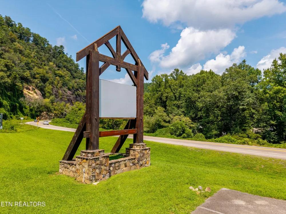 6860 E Lamar Alex Pkwy Townsend, TN 37882