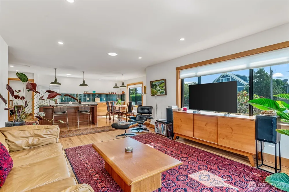 1738 Washington Street Port Townsend, WA 98368