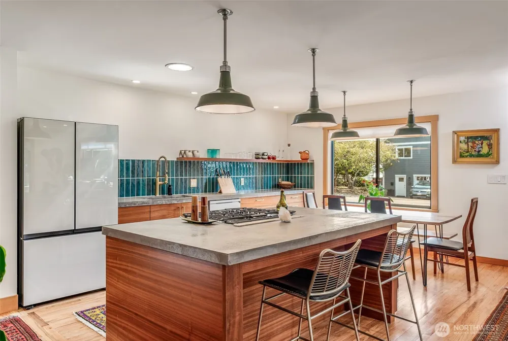 1738 Washington Street Port Townsend, WA 98368