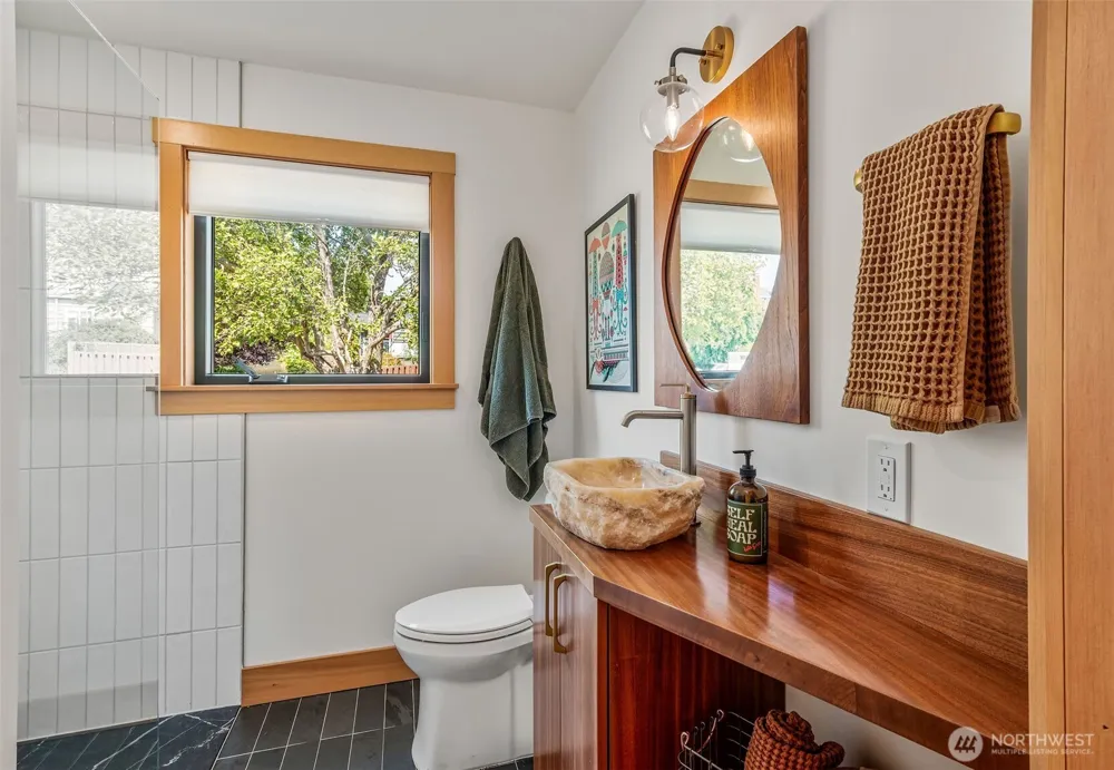1738 Washington Street Port Townsend, WA 98368