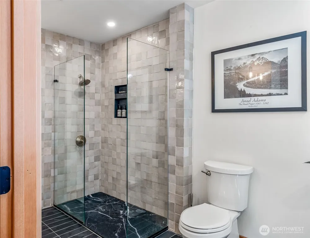 1738 Washington Street Port Townsend, WA 98368