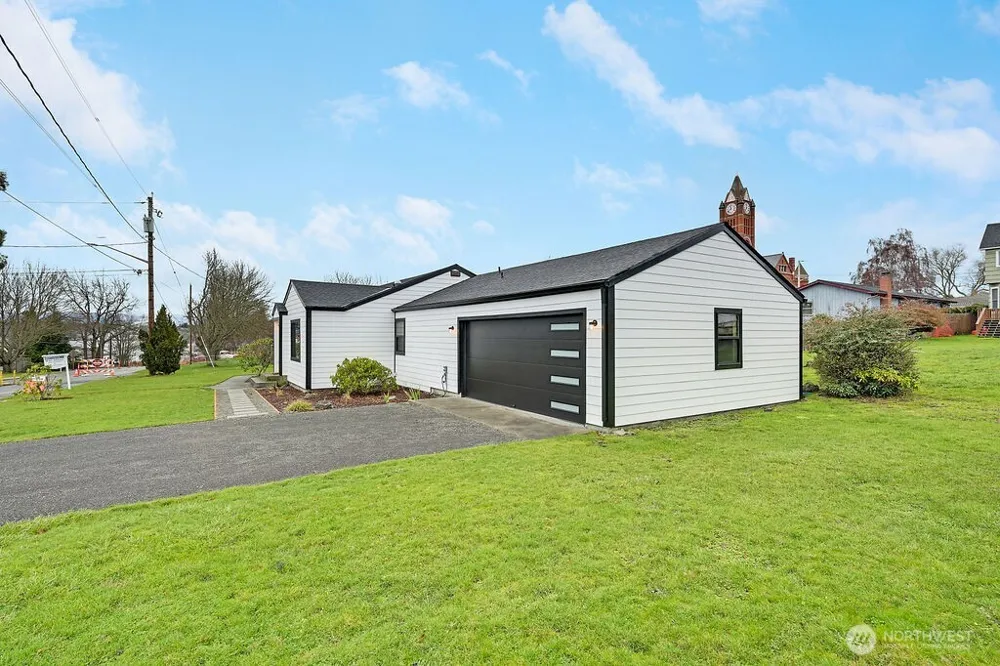 1738 Washington Street Port Townsend, WA 98368