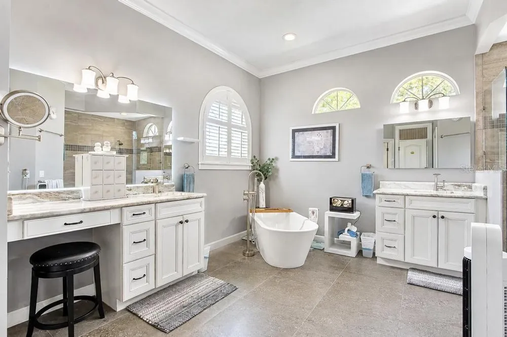 9606 CAMBERLEY CIRCLE Orlando, FL 32836