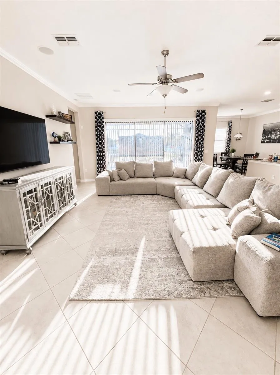 11614 SUNBURST MARBLE ROAD Riverview, FL 33579