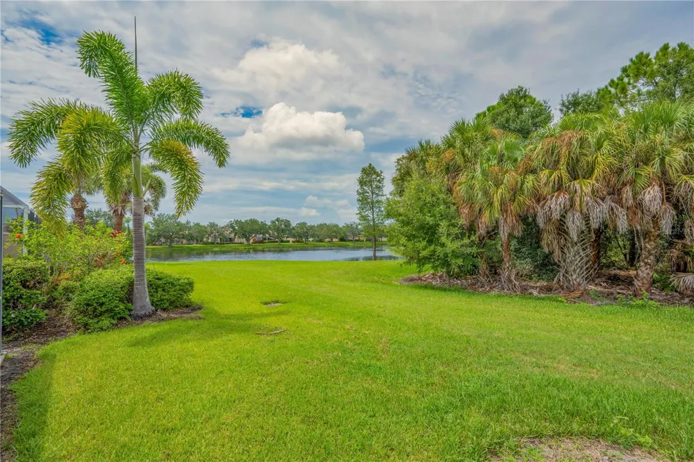 8012 CAMMINARE DRIVE Sarasota, FL 34238