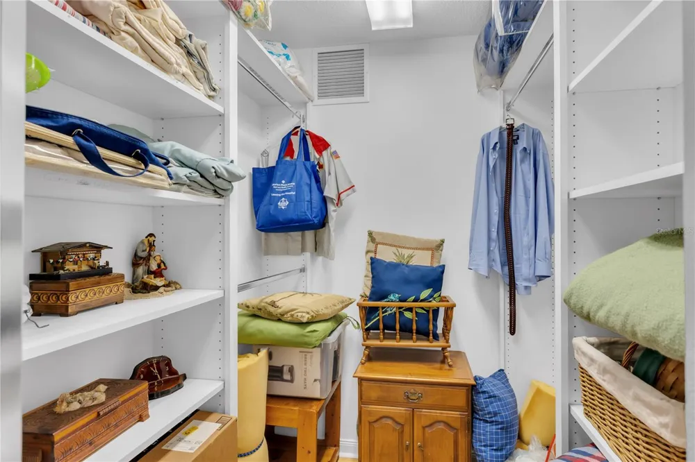 8012 CAMMINARE DRIVE Sarasota, FL 34238