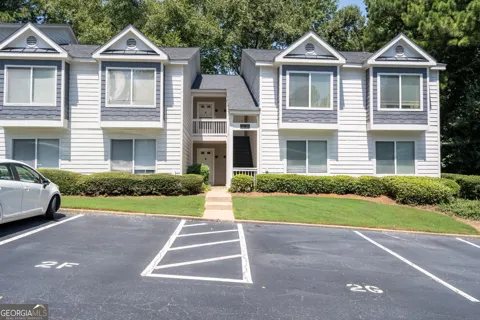 27 Little Silver CT SE