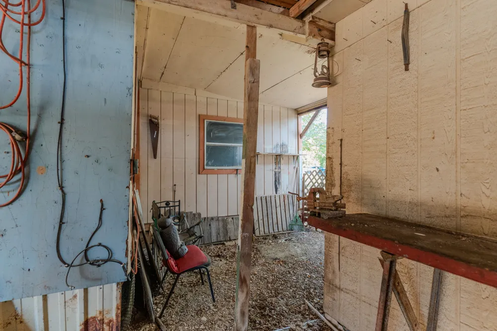 204 Regina Drive Buda, TX 78610