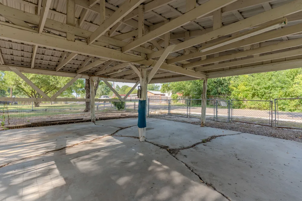 204 Regina Drive Buda, TX 78610