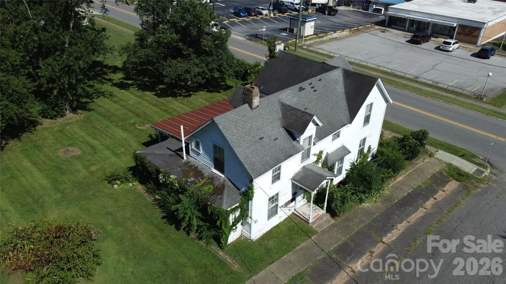 169 E Main Street Old Fort, NC 28762