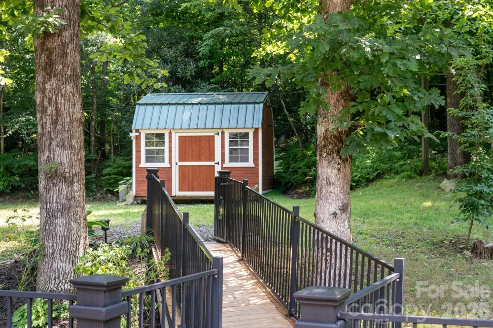 219 Echo Mountain View Road Fairview, NC 28730