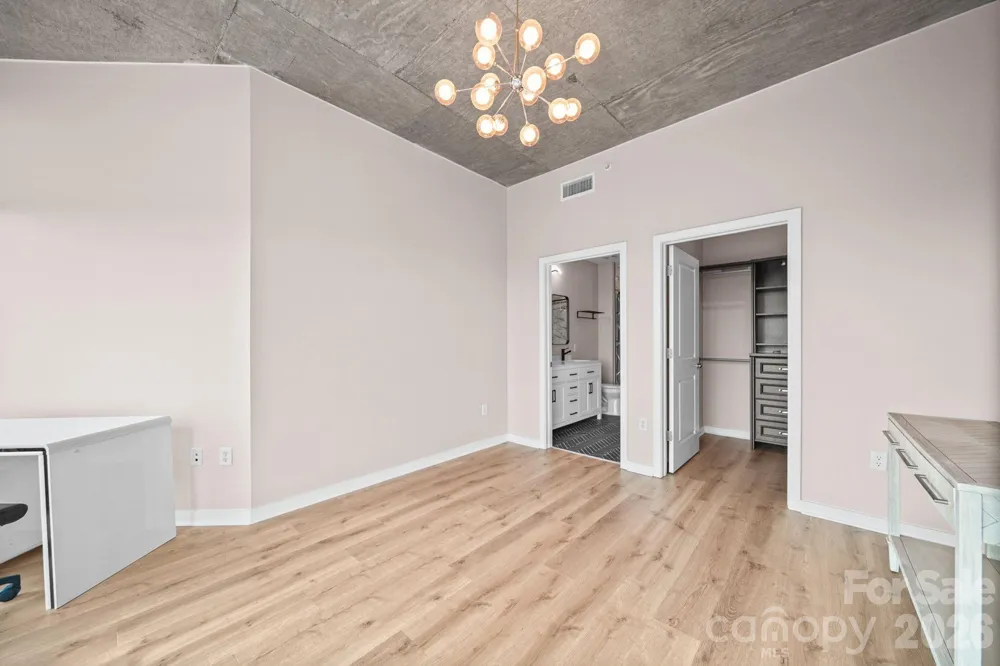 210 Church Street #1414 Charlotte, NC 28202