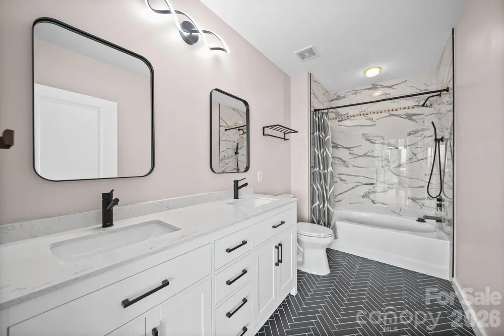 210 Church Street #1414 Charlotte, NC 28202