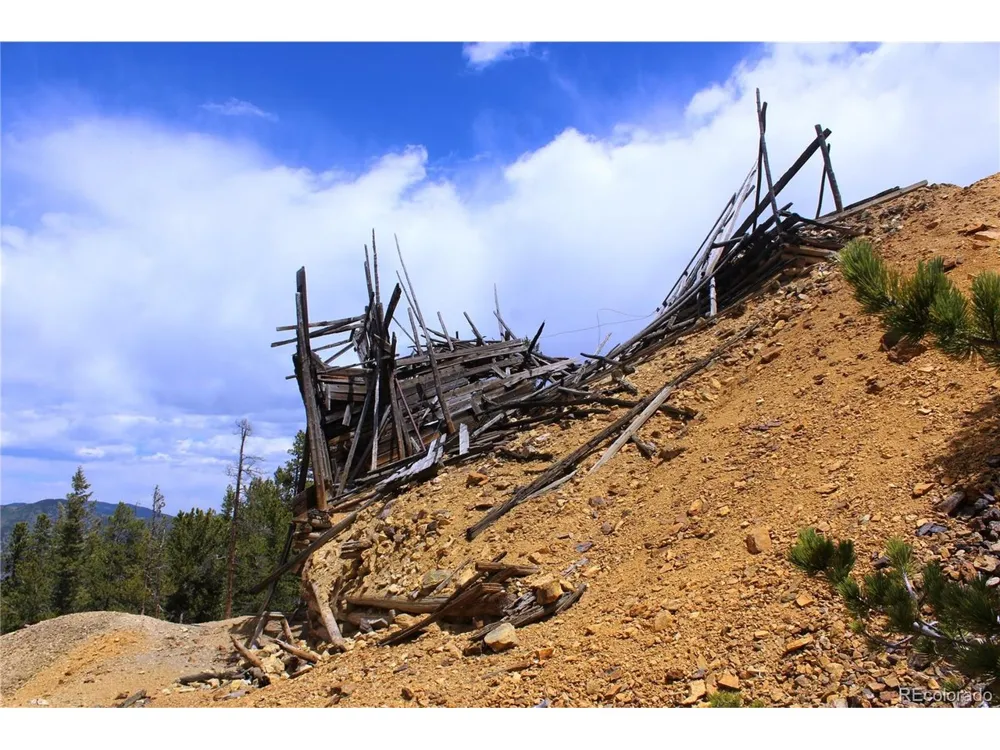 19129 Eliza Idaho Springs, CO 80461