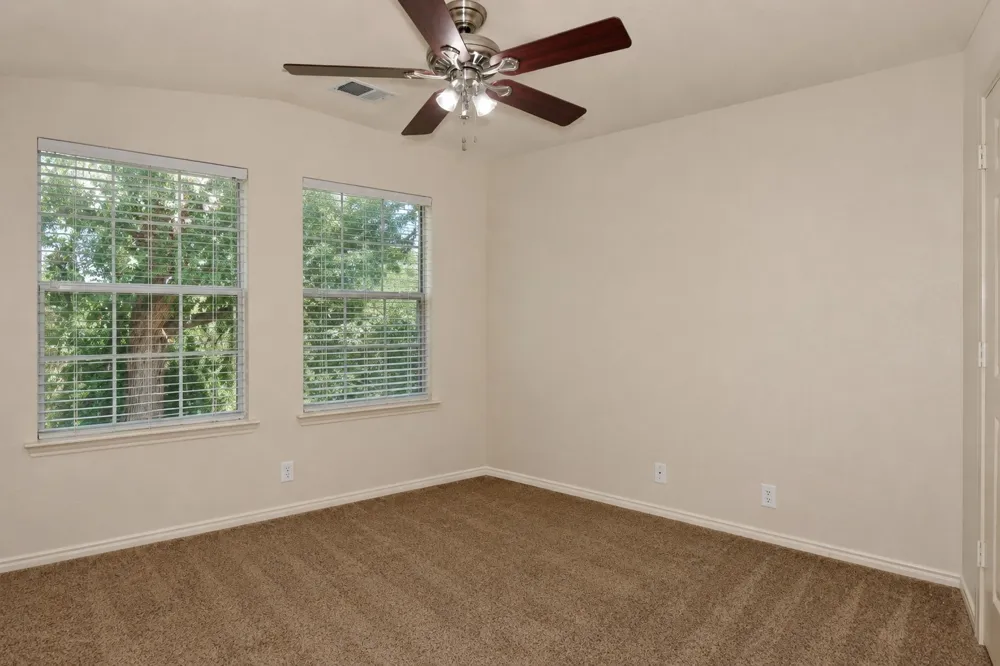 2219 Glacier Park Lane Grand Prairie, TX 75050