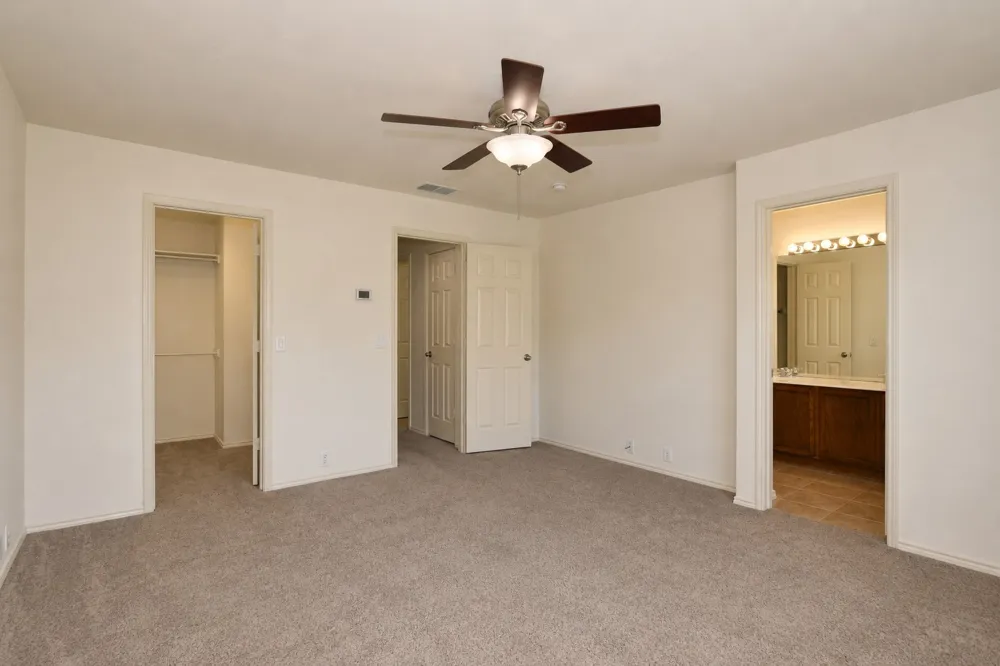 2219 Glacier Park Lane Grand Prairie, TX 75050