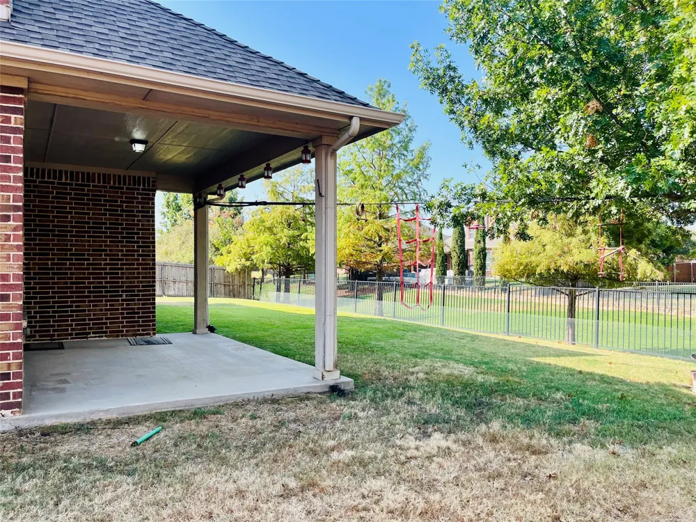 6165 Larkspur Lane Frisco, TX 75036