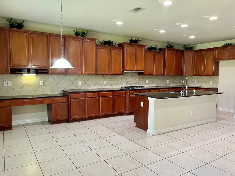 6165 Larkspur Lane Frisco, TX 75036