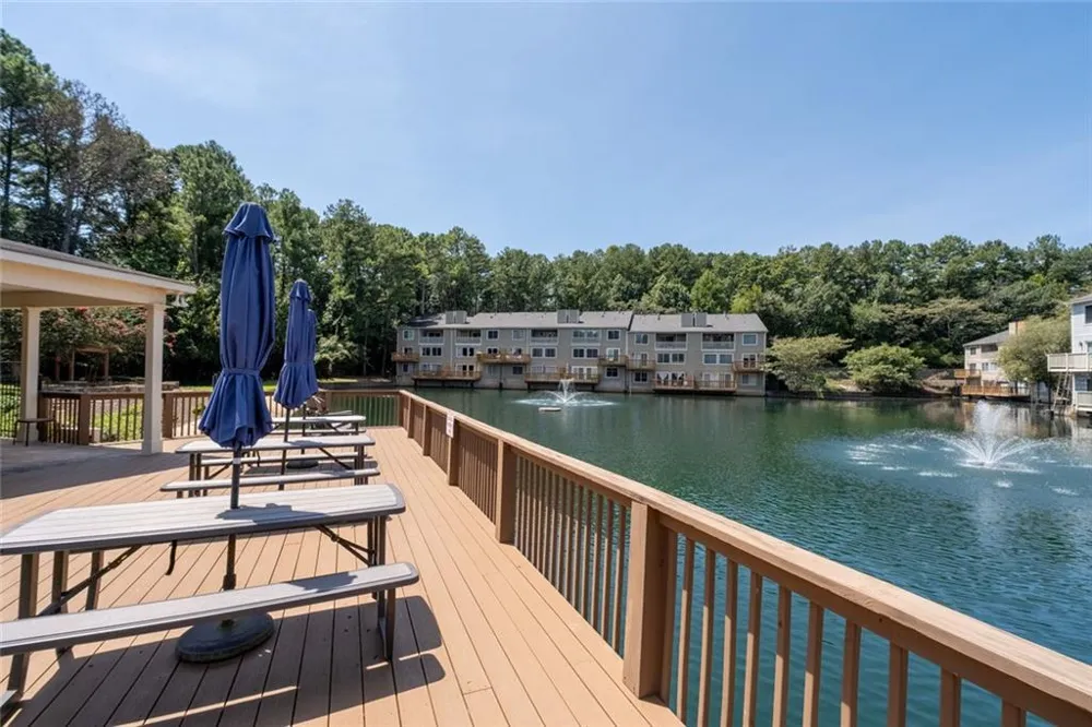 27 Little Silver Court SE Smyrna, GA 30080