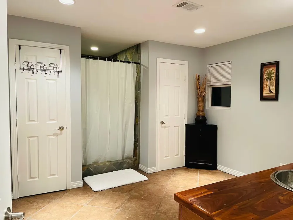 2302 Ave Avenue Dickinson, TX 77539