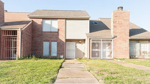 10920 Village Bend Lane #920