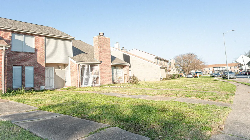 10920 Village Bend Lane #920 Houston, TX 77072