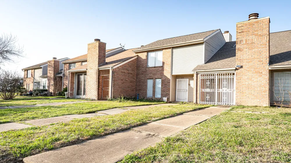 10920 Village Bend Lane #920 Houston, TX 77072