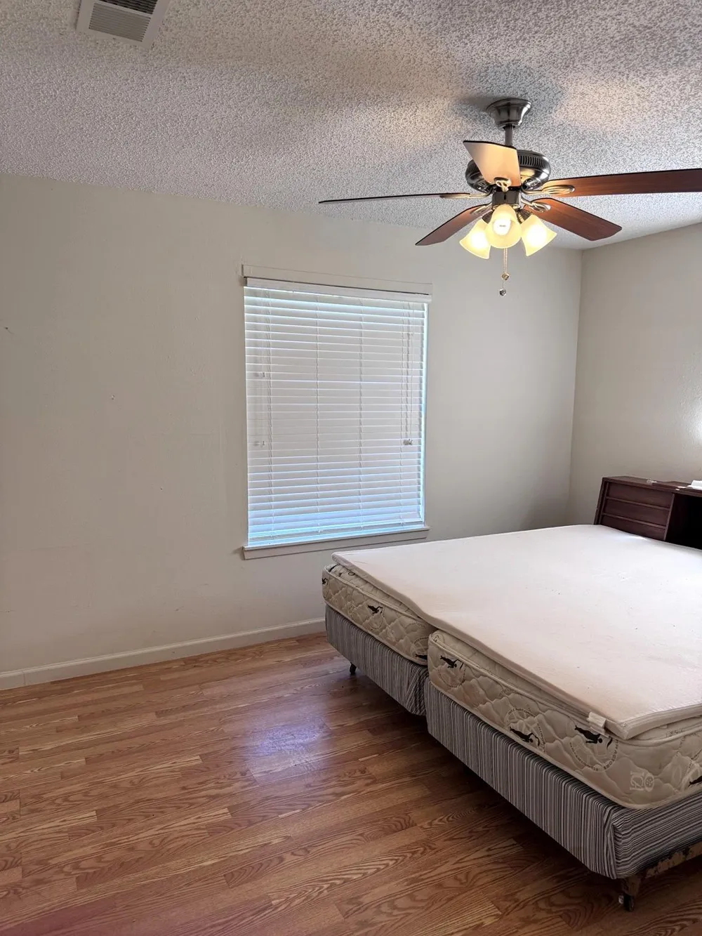 25145 Highway 321 Cleveland, TX 77327