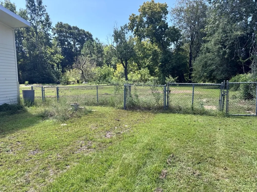 25145 Highway 321 Cleveland, TX 77327