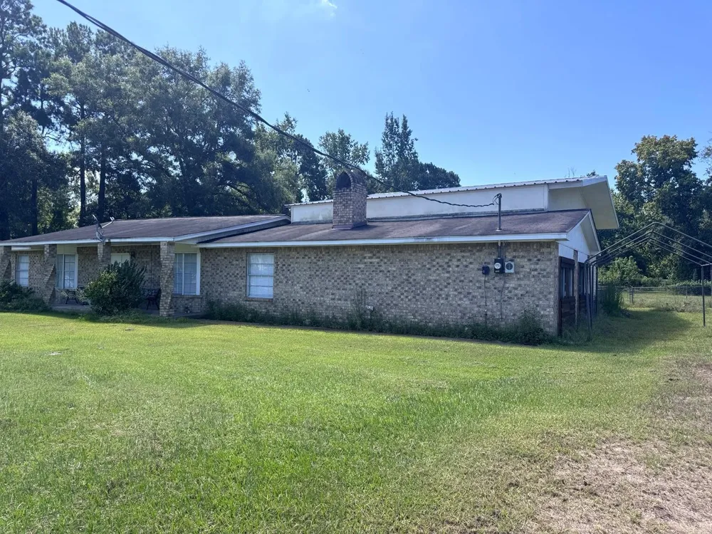25145 Highway 321 Cleveland, TX 77327