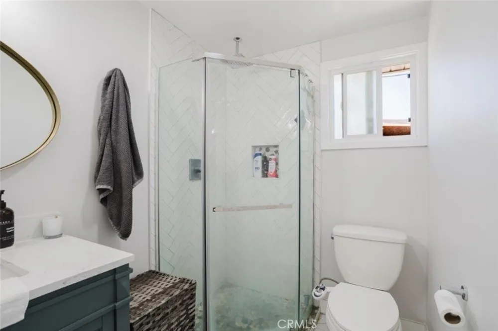 5220 Vogue Avenue Azusa, CA 91702