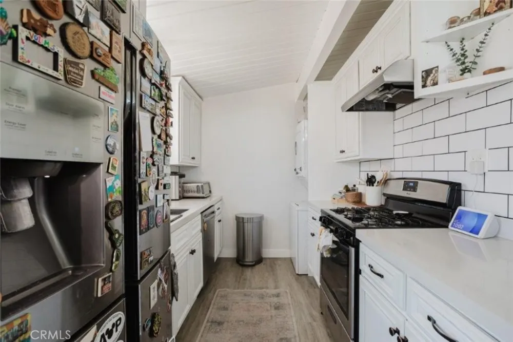 5220 Vogue Avenue Azusa, CA 91702