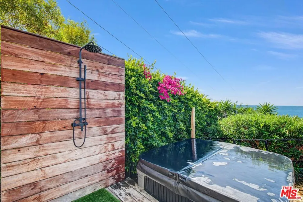 33333 Pacific Coast Highway Malibu, CA 90265