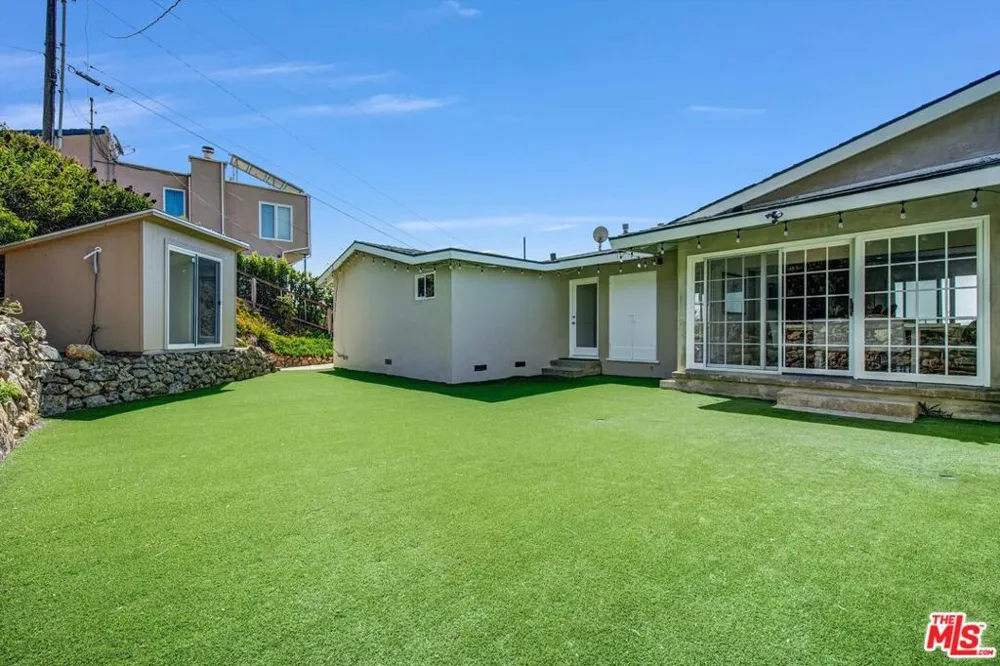 33333 Pacific Coast Highway Malibu, CA 90265