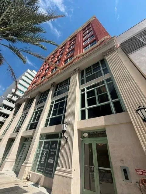 111 E Flagler St #406 Miami, FL 33131