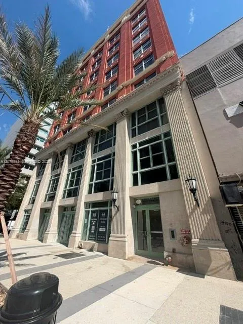 111 E Flagler St #406 Miami, FL 33131