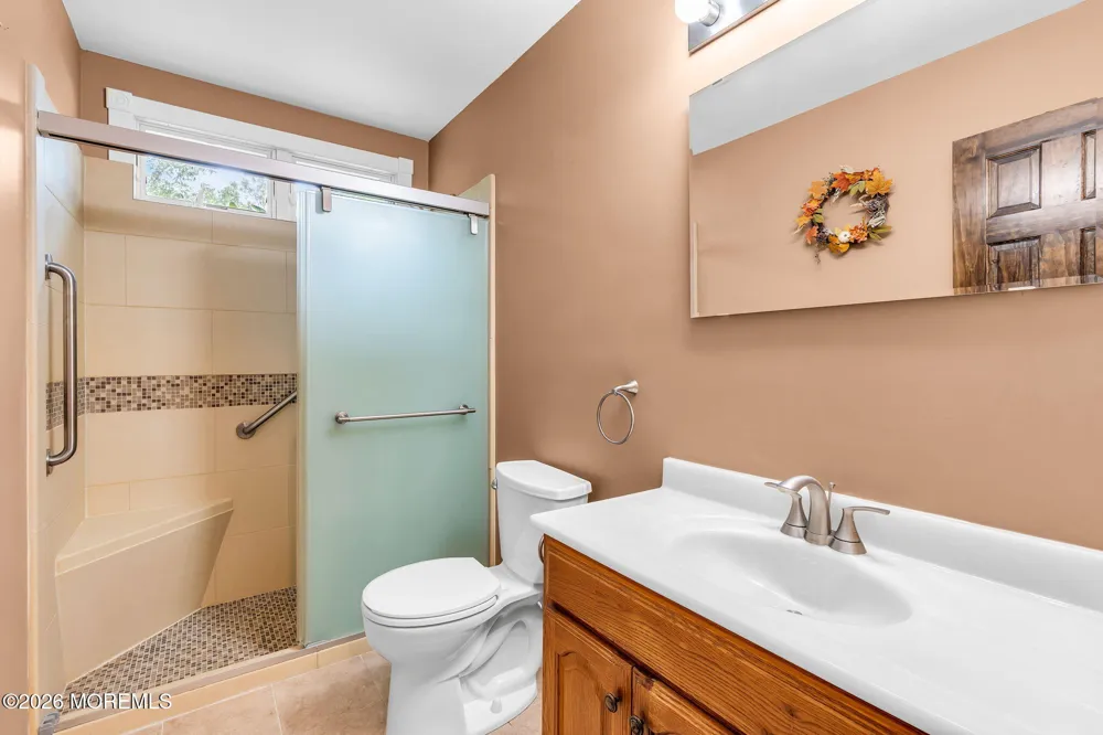 43 Railroad Avenue Beachwood, NJ 08722
