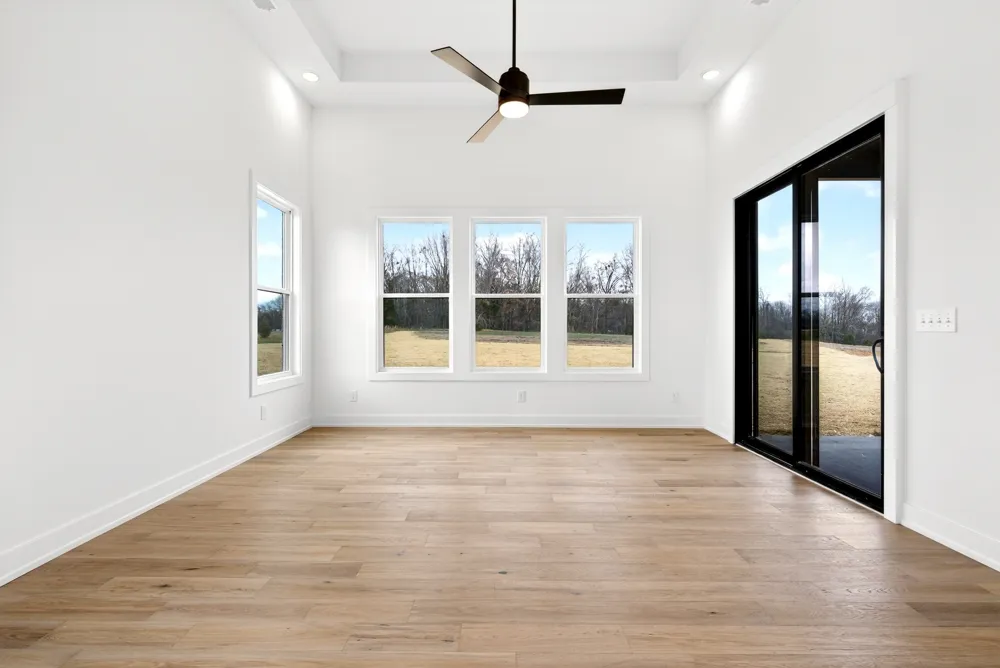 1 Scotts Chapel Road Cumberland City, TN 37050