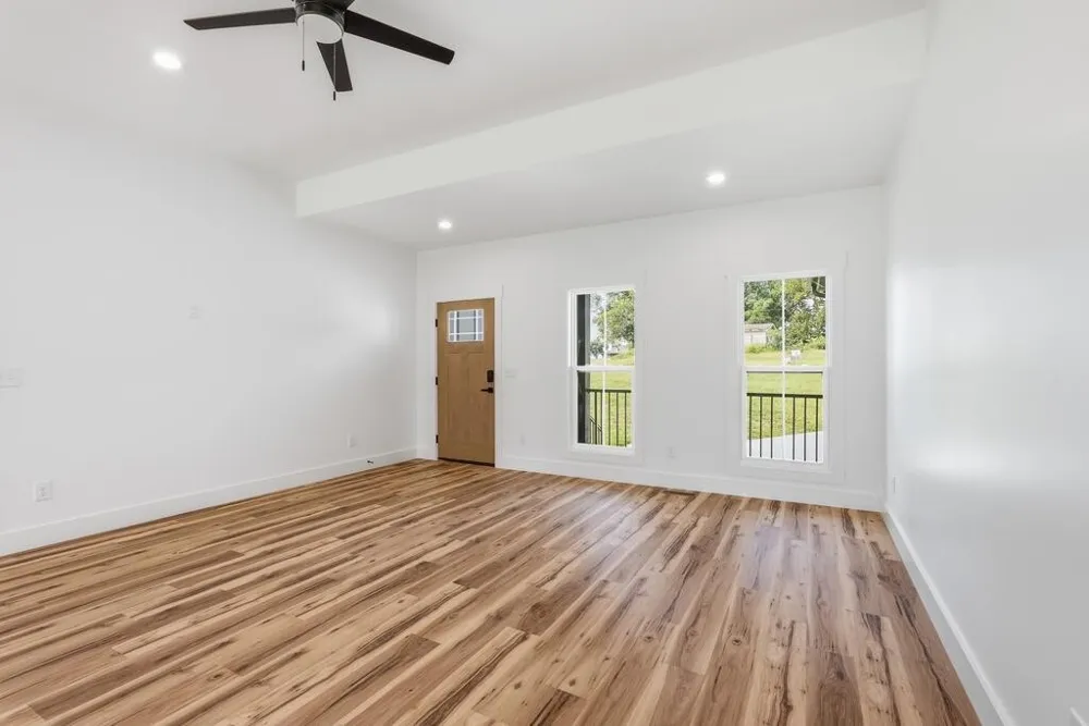 1741 Old Highway 52 Lafayette, TN 37083