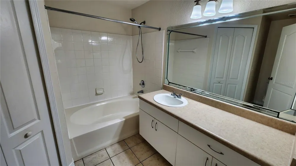 4122 CENTRAL SARASOTA PARKWAY #1914 Sarasota, FL 34238