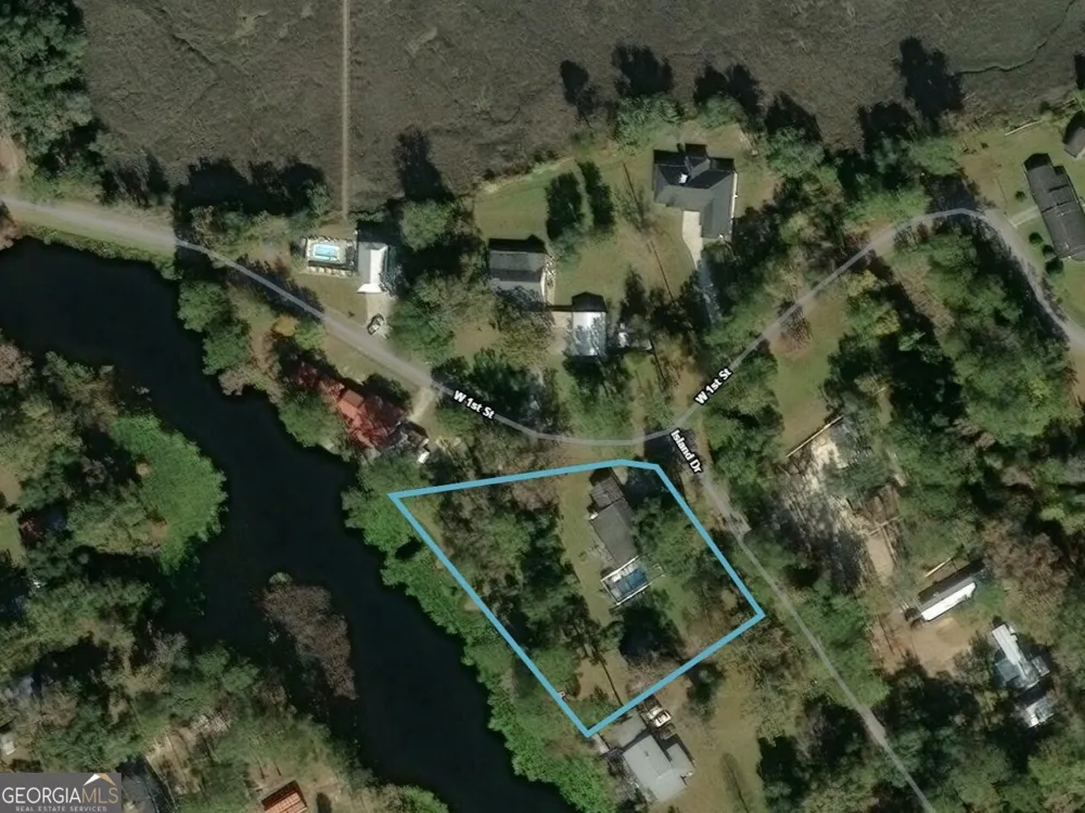 642 Island DR Midway, GA 31320