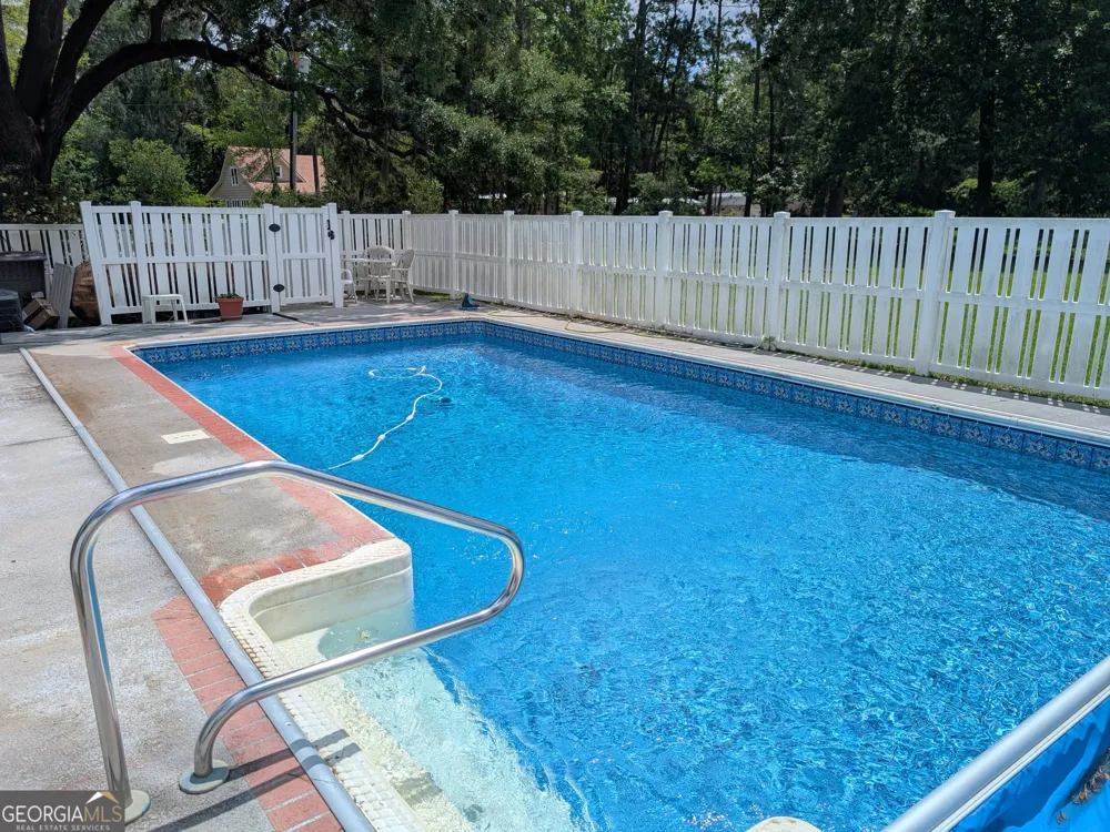 642 Island DR Midway, GA 31320