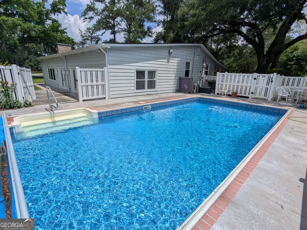642 Island DR Midway, GA 31320