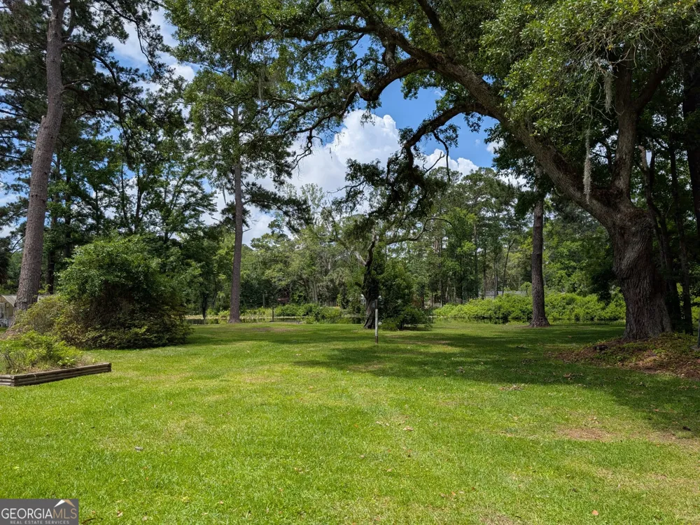 642 Island DR Midway, GA 31320