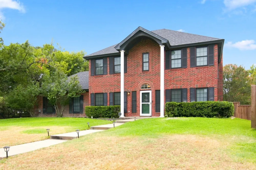 605 Keel Way Azle, TX 76020